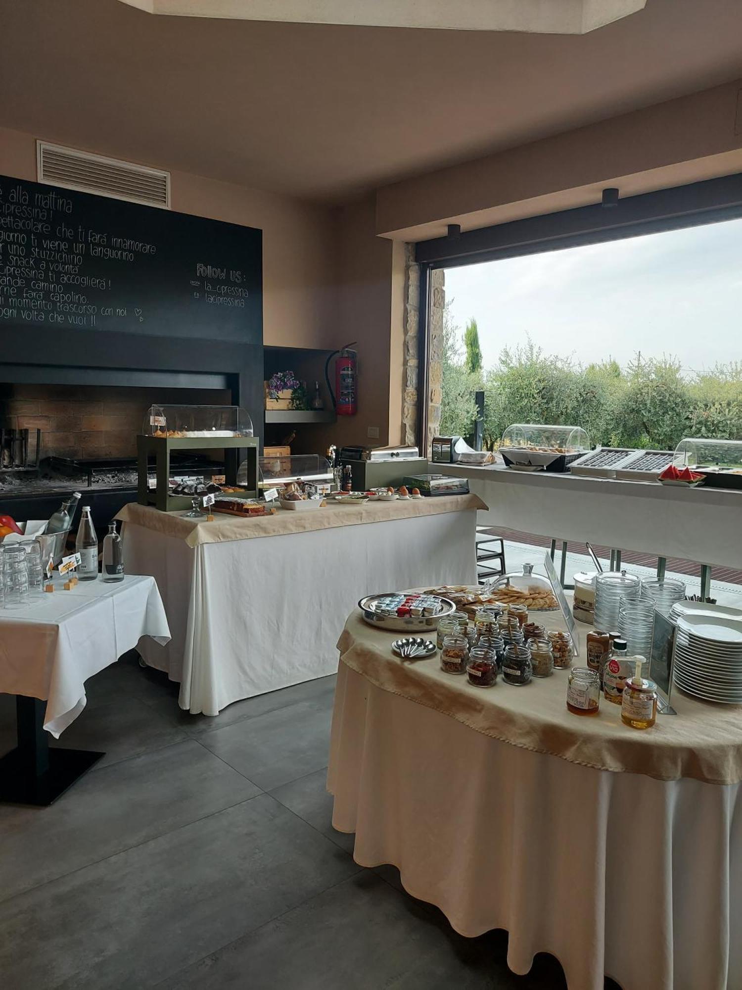 La Cipressina *
